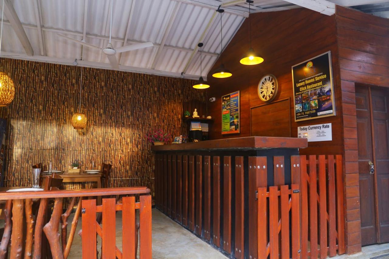 Click Hiriketiya Hotel Dikwella Bagian luar foto