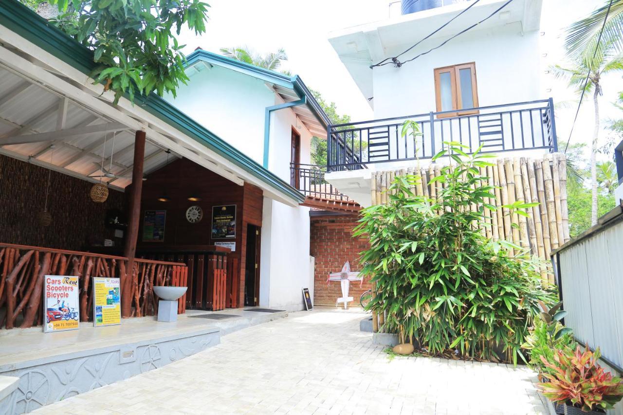 Click Hiriketiya Hotel Dikwella Bagian luar foto